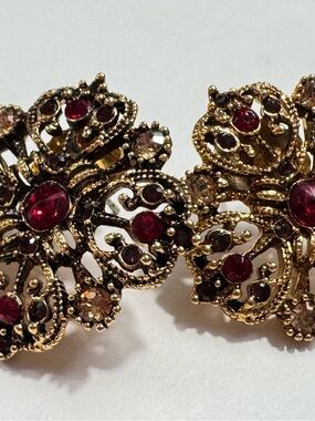 Gold Filigree Floral Earrings with Red and Pink Stones